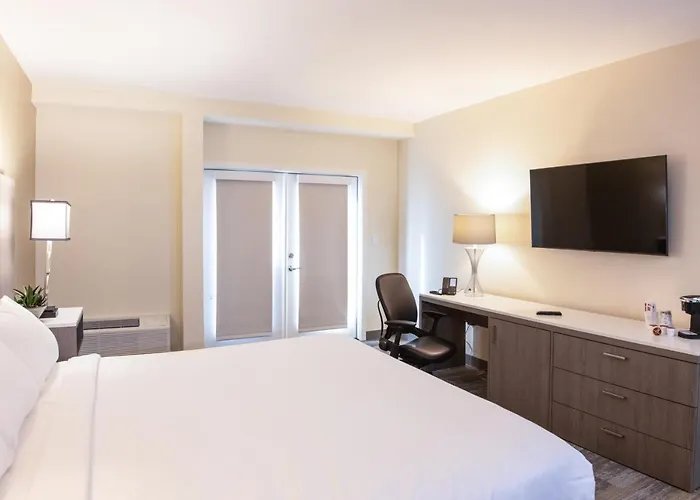 Apache Gold & Casino Hotel 3*